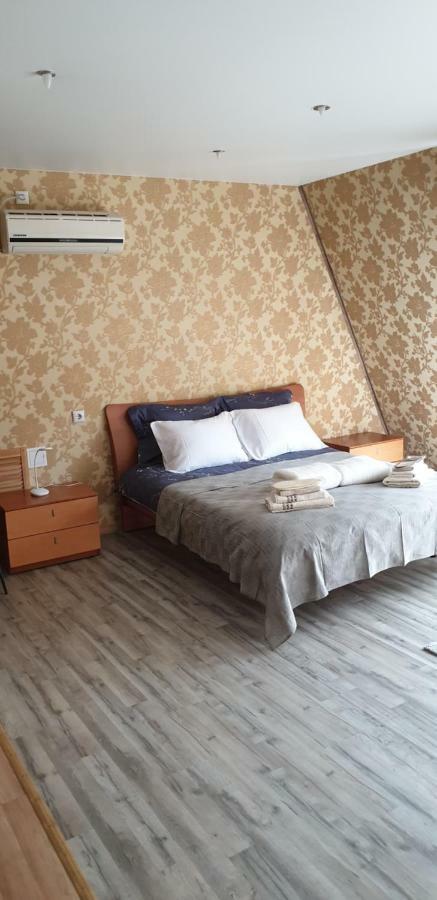 Yellow Unlimited Hotel 4 Kharkiv Eksteriør billede